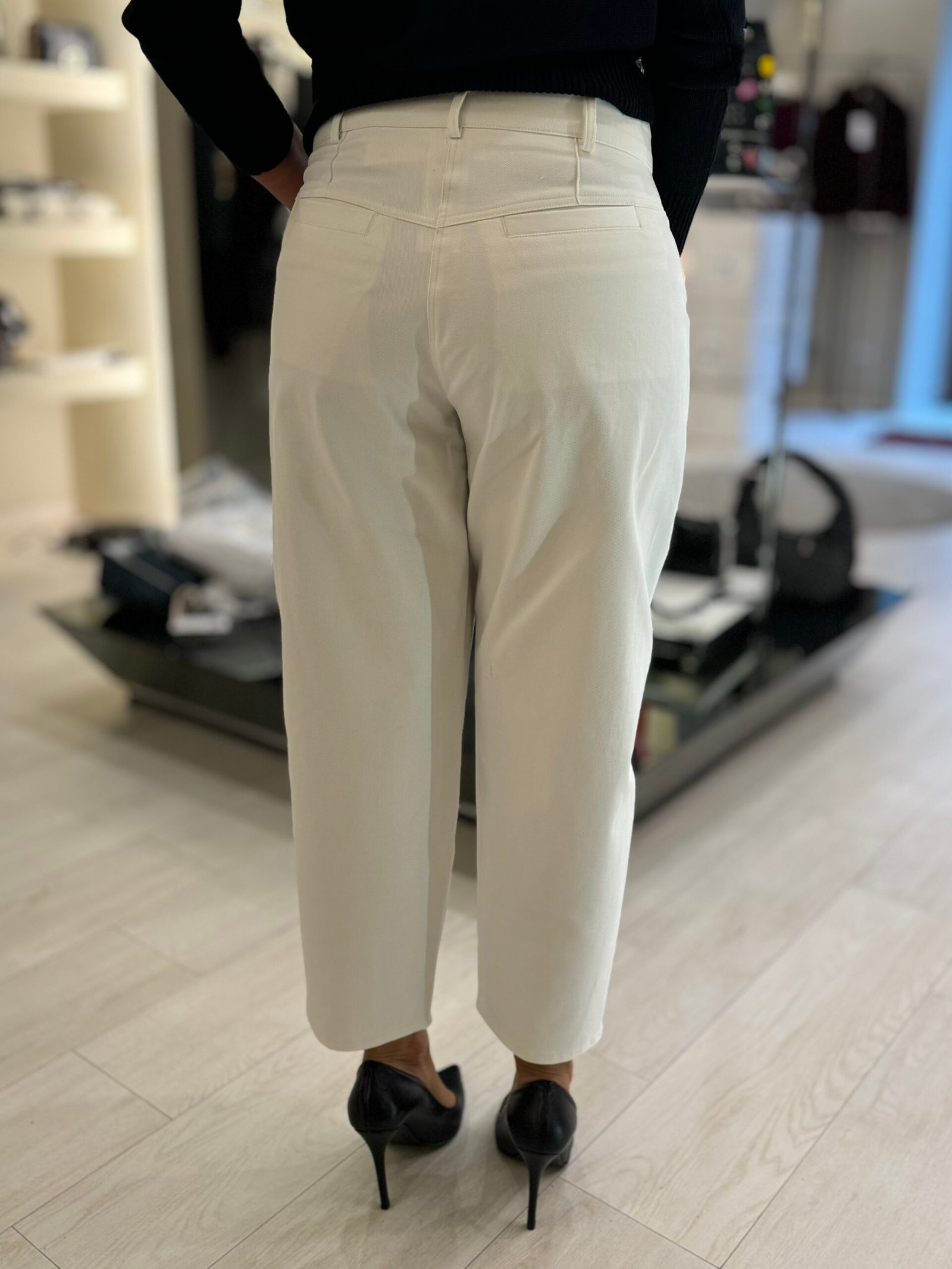PANTALONE BIANCO SHIKY 2