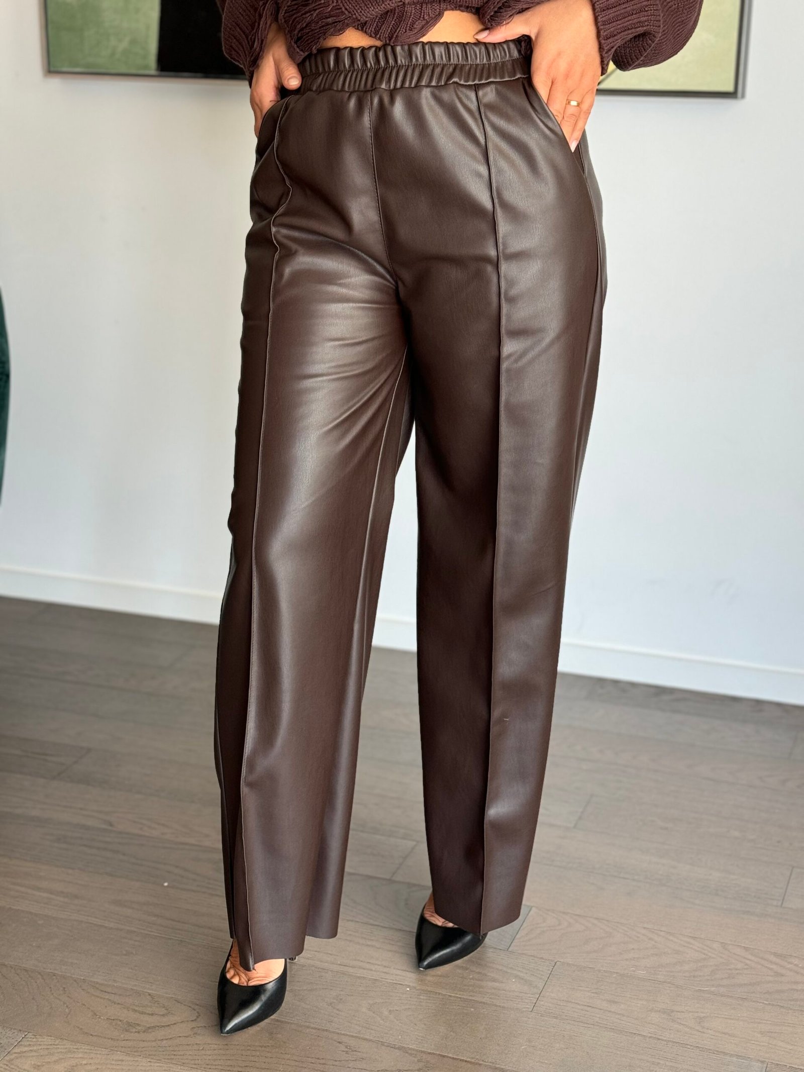 Pantalone ecopelle marrone 3